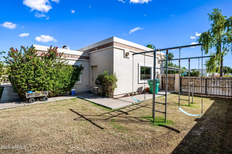 Playground equipment