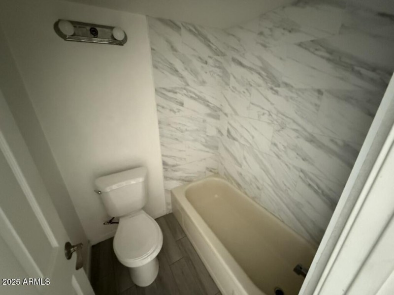 9BEFBB4E-EBC9-429C-AAE9-843B4AE30380_1_1