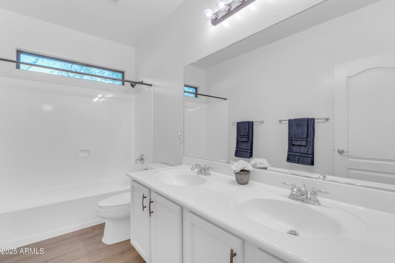 Shared Hall Bathroom