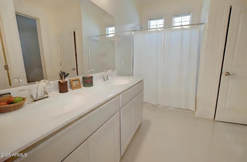 pq01bT39D6Bsi9bKz8x74