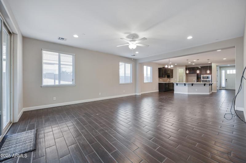 ocupix-32156N132D-12