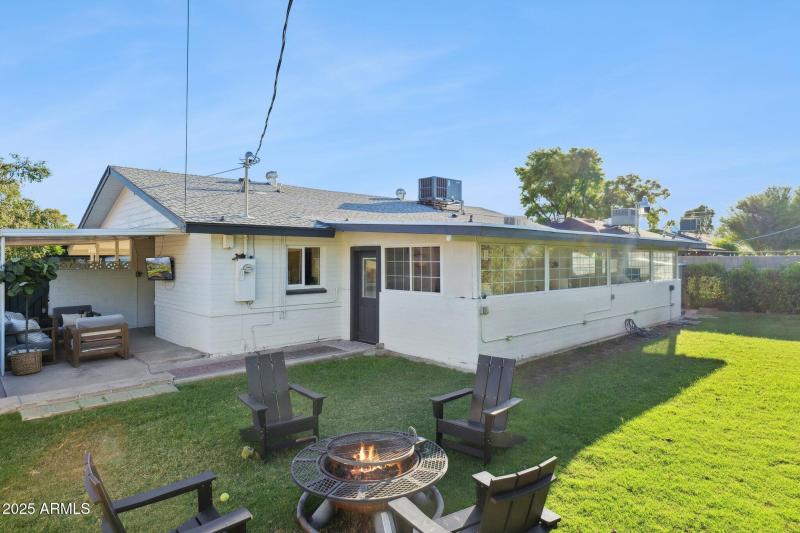 28-web-or-mls-1816-e-colter-st