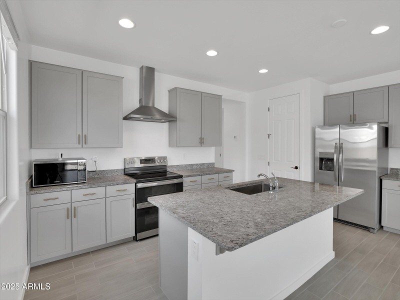 36-1707 W Hopi Dr-36