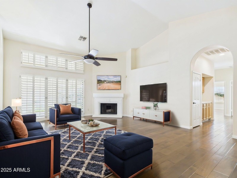 GREATROOM VIRTUALLY STAGED