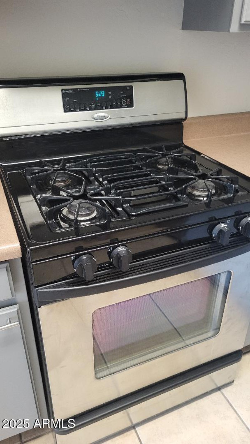 Gas Range & Oven