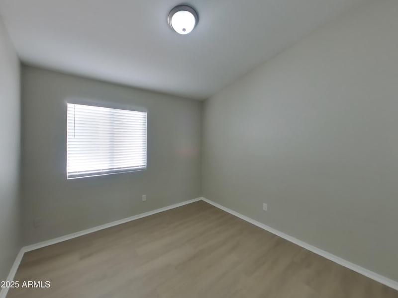 10_pc_qSS8vvcWYJ_vNGINrsJyt_layout_0