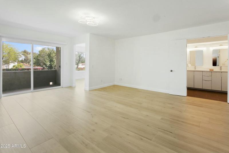 Primary Suite - Upstairs