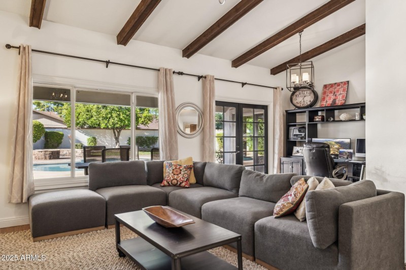 17-web-or-mls-8132-e-lippizan-trail