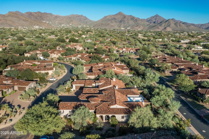 8905 E Mountain Spring Rd (40 of 52)