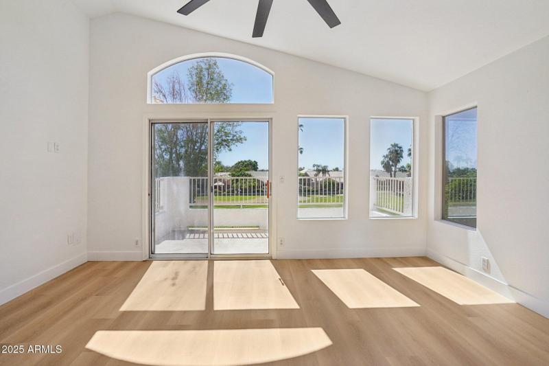 55-web-or-mls-W Aurora Dr-S0210-047