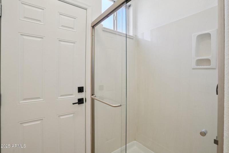 38-web-or-mls-W Aurora Dr-S0210-034