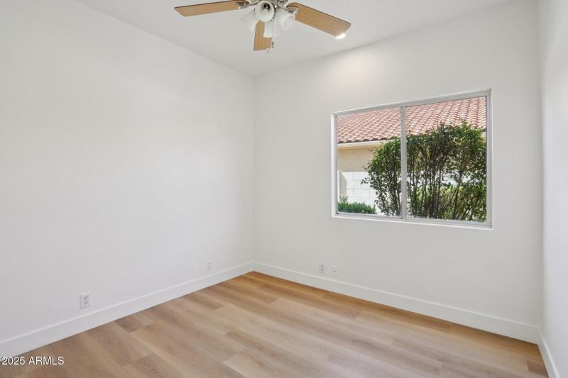 34-web-or-mls-W Aurora Dr-S0210-030