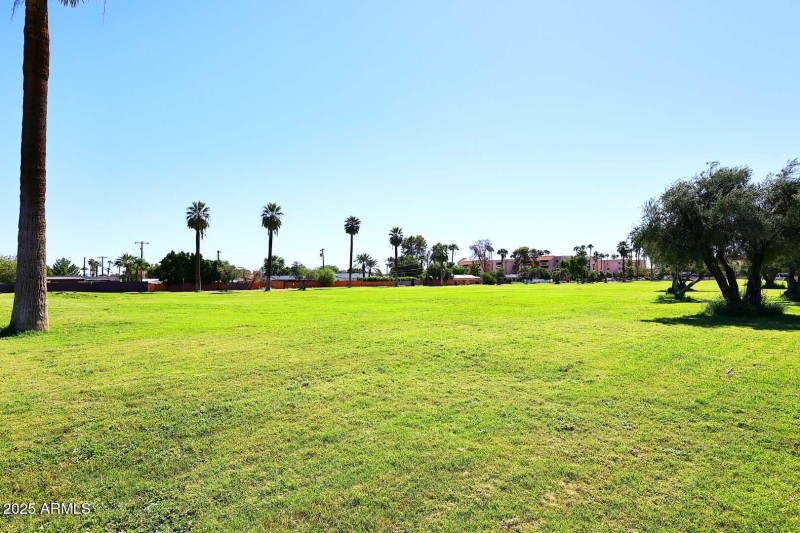 Los Olivos Park
