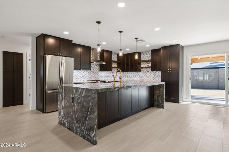 Bravo Preto Granite on the Island