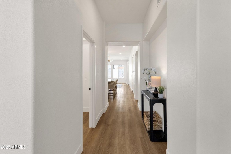 11-web-or-mls-389-w-fairway-pl