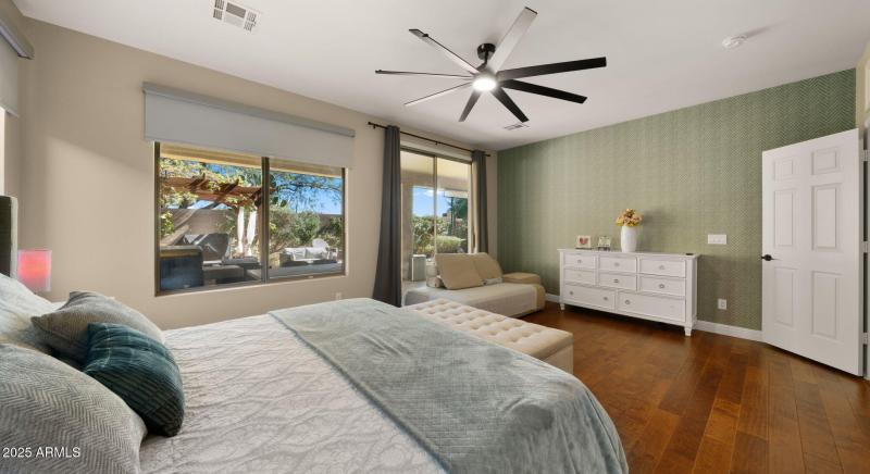 43-web-or-mls-Primary Suite5