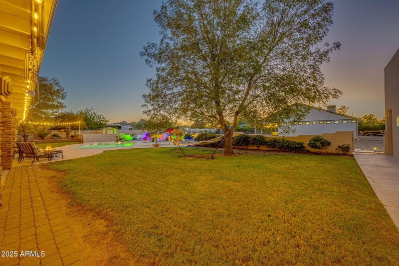 10248 N 40th St Twilight-2