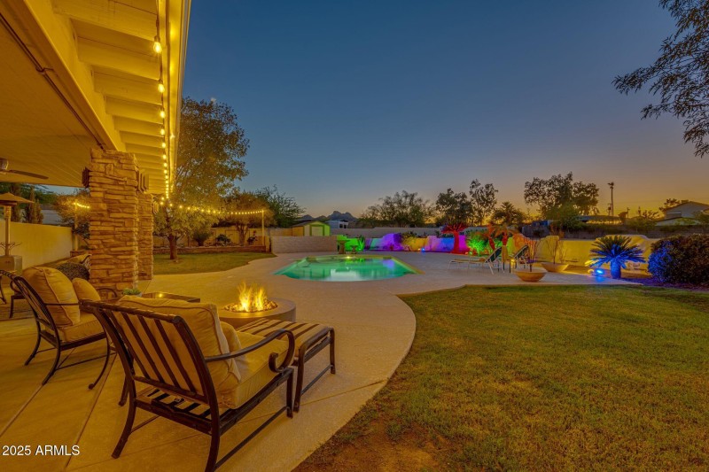 10248 N 40th St Twilight-5