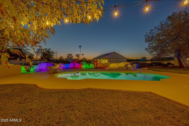 10248 N 40th St Twilight-9