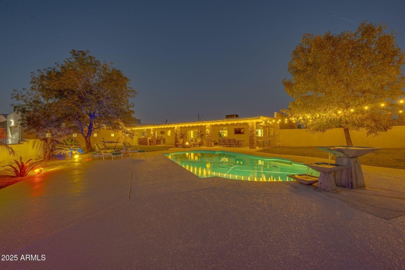 10248 N 40th St Twilight-11