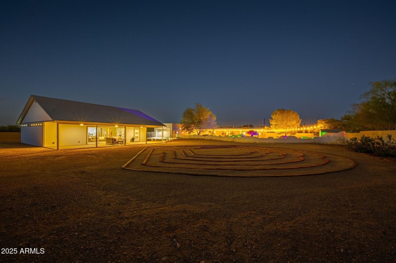 10248 N 40th St Twilight-14