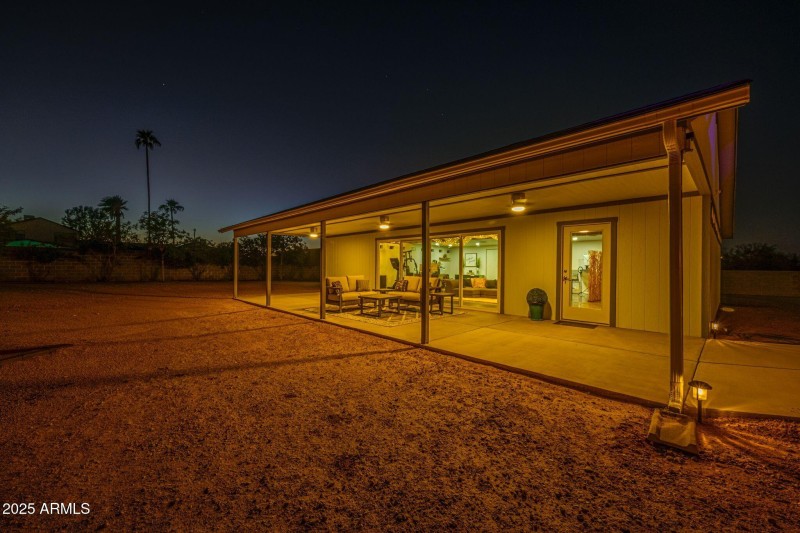 10248 N 40th St Twilight-16