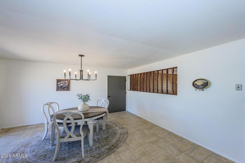 016-785-E.-Country-Club-Drive