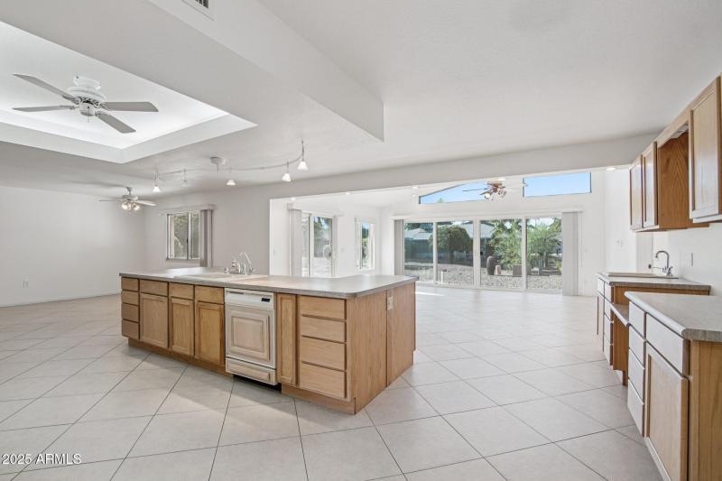 Natural light throughout