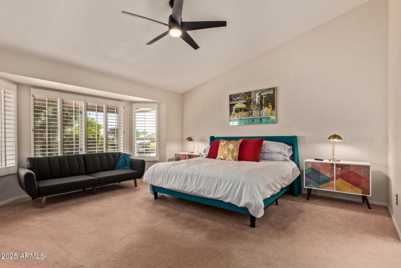 Primary Bedroom w/seating area