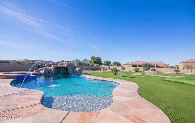 20220105174036786007000000-o