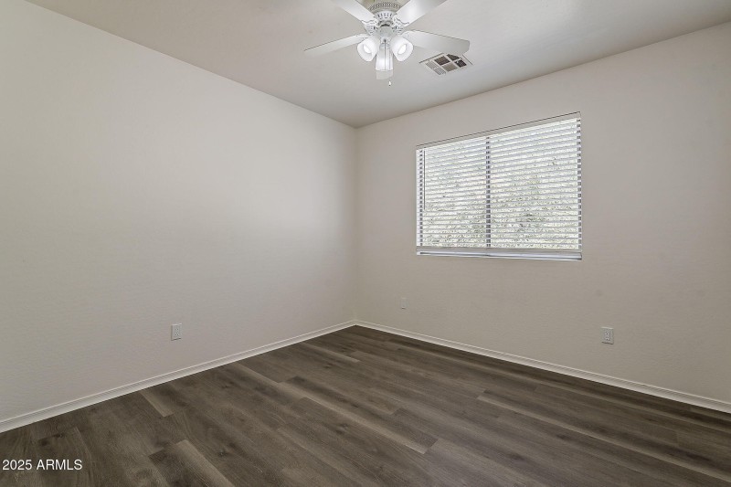 32-web-or-mls-Lush Vista-32