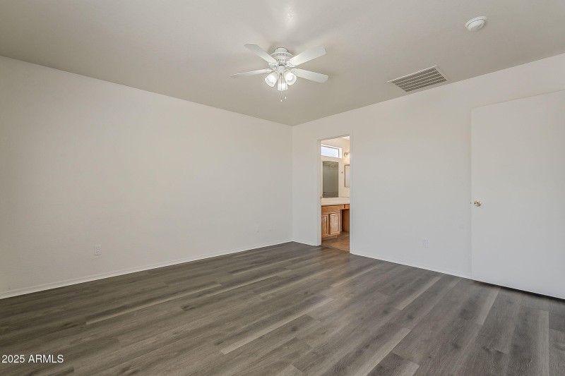 37-web-or-mls-Lush Vista-37