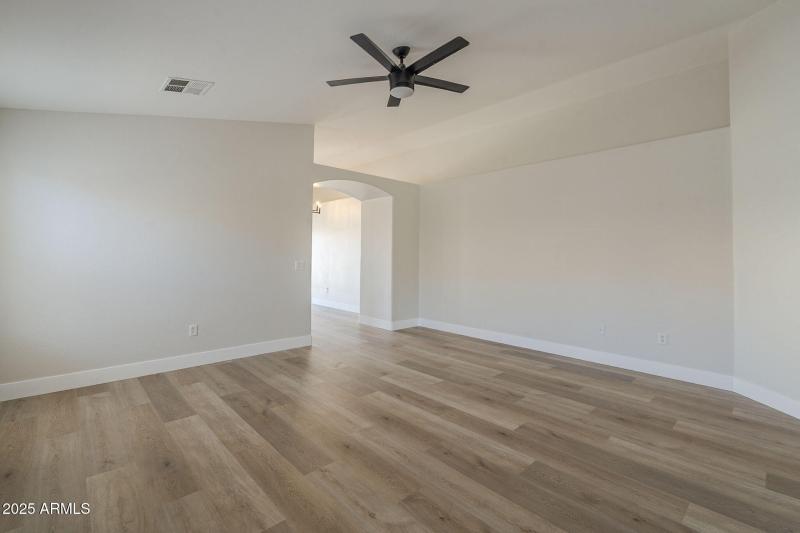 8-web-or-mls-Carson-8