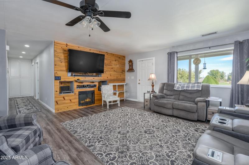 1703 S Parrish Ln Camp Verde AZ-18