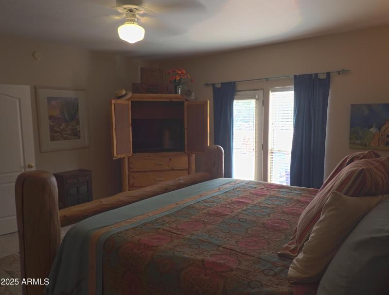 master-bedroom-towards-TV