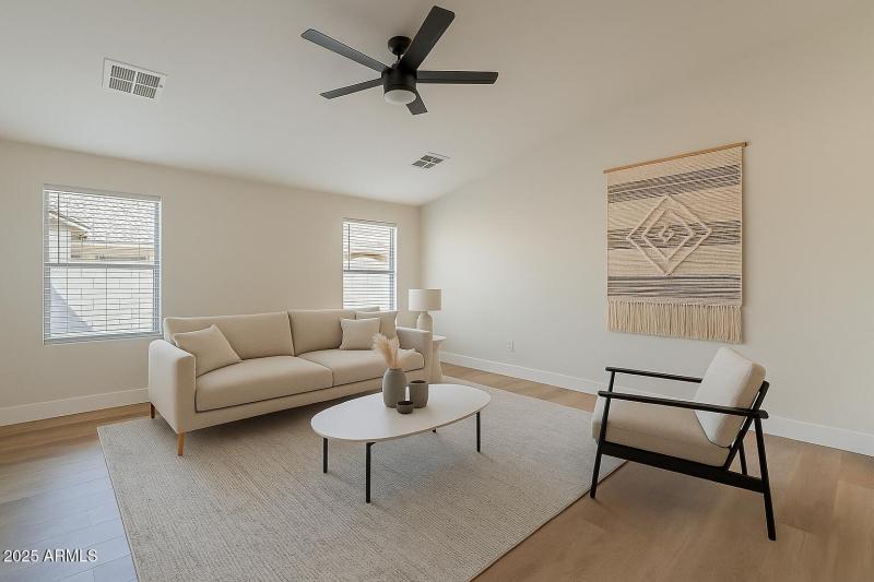 Living Virtual stage