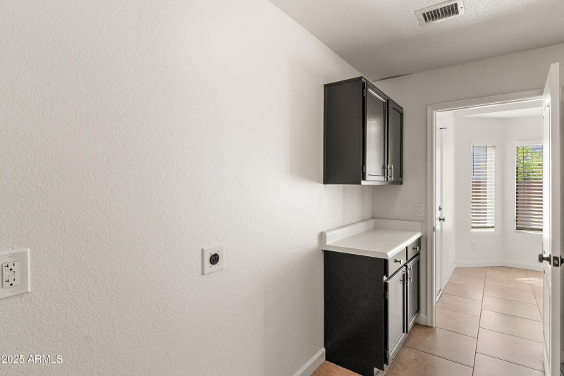 Laundry Room - Pantry 2