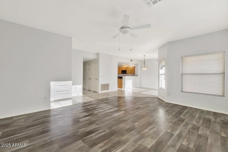 8309DAF4-CCBB-41F8-81E2-BC5CBD9805F8_1_1