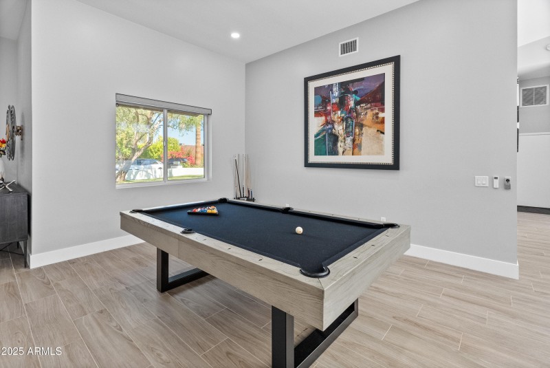 6715 E Montecito Ave-39