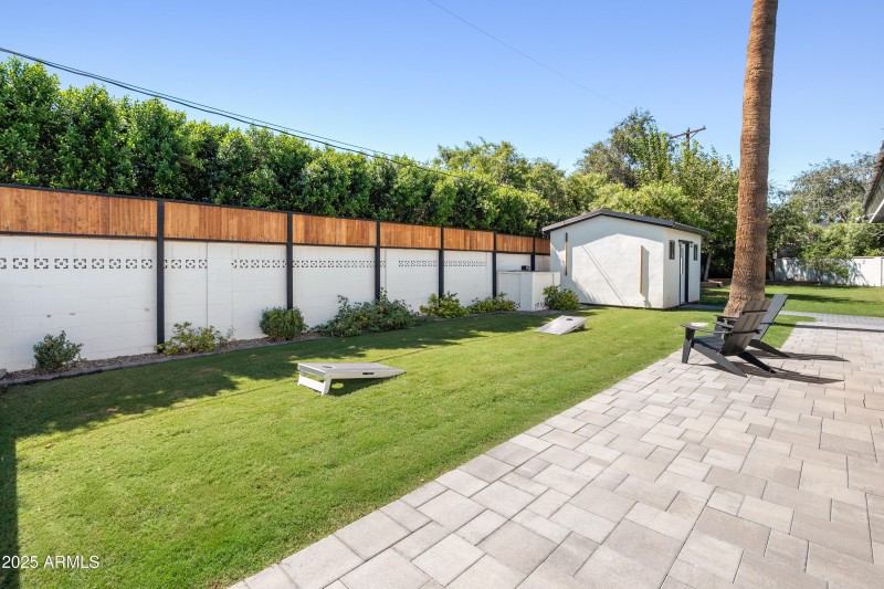 6715 E Montecito Ave-67