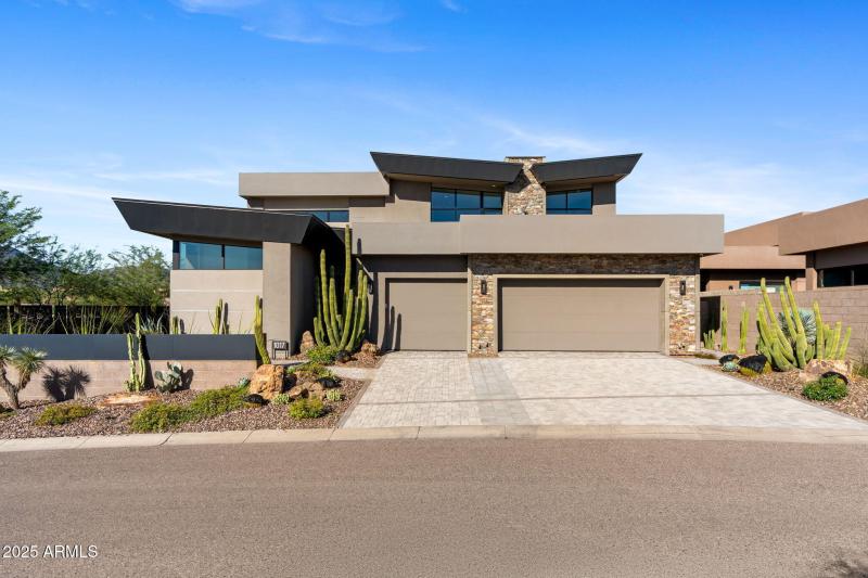 2-web-or-mls-37200-n-cave-creek-rd