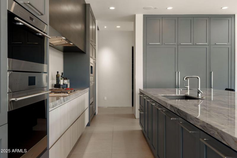 12-web-or-mls-37200-n-cave-creek-rd