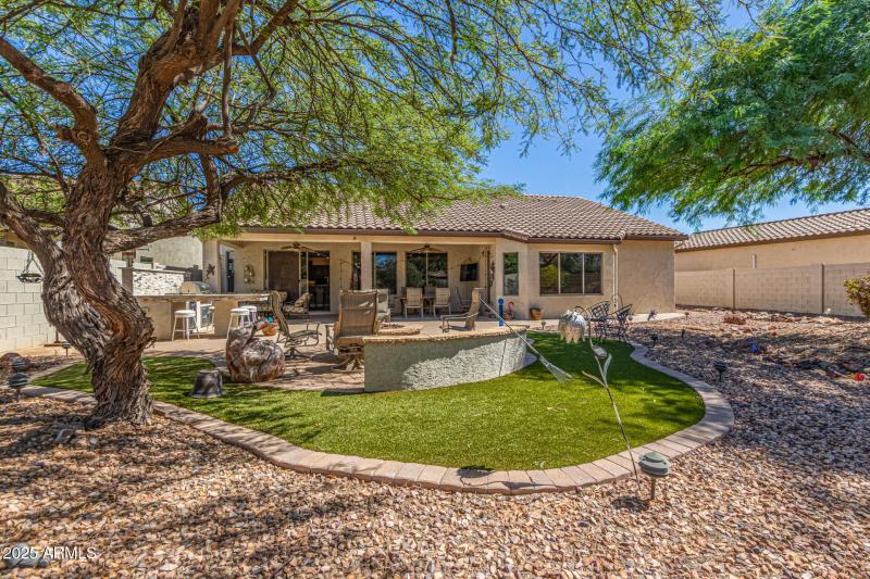 Plenty of space to relax in