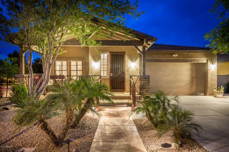 1447 W Swan Ct - MLS-5