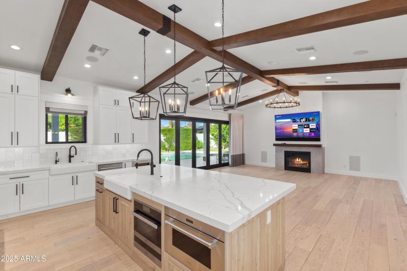 KITCHEN OVER LOOKS FAMILY ROOM