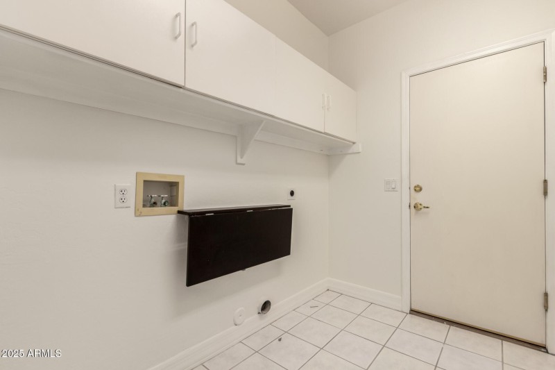 28 Laundry Room