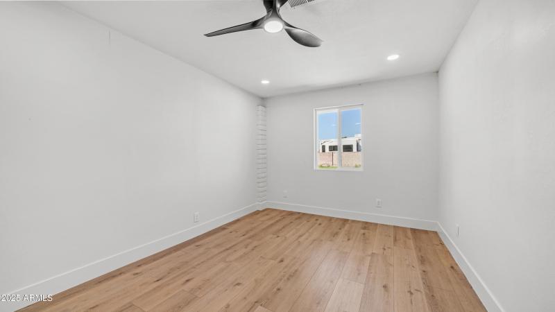 19251 N 17th Dr (13)