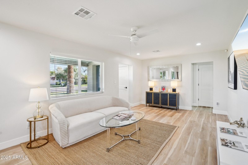 18-print-E Weldon Ave-S0210-009