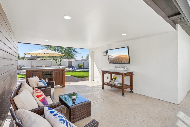 44-print-E Weldon Ave-S0210-035