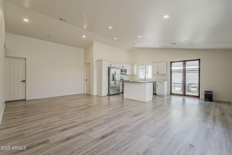 8-web-or-mls-Citrus Way-8